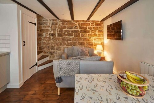 Host & Stay | Dolphin Cottage 1736