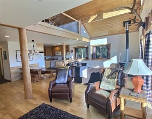 Cabin (Elk Ridge) | Exterior - Elk Ridge (Packwood)