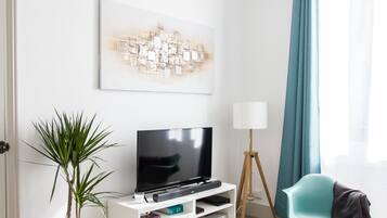 Smart TV, books