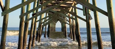 Una playa cerca, toallas de playa