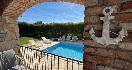 Luxury villa with private swimming pool