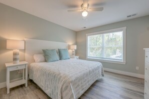 8 Schlafzimmer, Bügeleisen/Bügelbrett, Reisekinderbett, kostenloses WLAN