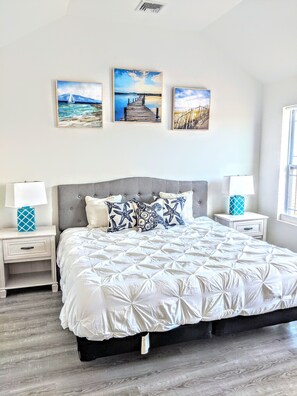 3 bedrooms, desk, iron/ironing board, free WiFi - 3 Blocks to the Beach! (Seaside Heights)