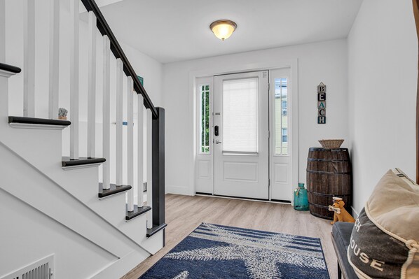 Interior - 3 Blocks to the Beach! (Seaside Heights)