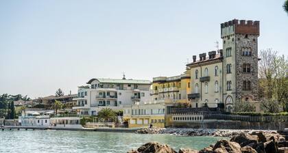 Nice home in Desenzano del Garda