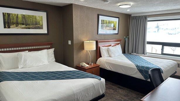 Room - Champlain Motor Inn (Pembroke)