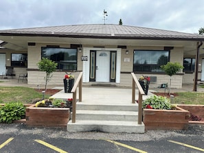 Fachada de la propiedad