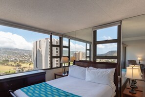 1 غرفة نوم ومكواة/لوح كي وخدمة الإنترنت وملاءات أسرّة