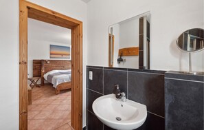 1 Schlafzimmer, Reisekinderbett, kostenloses WLAN