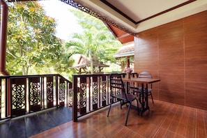 Premier Twin Room | Balcony - OYO 1128 Ban Suan Meesakul Resort (Sattahip)
