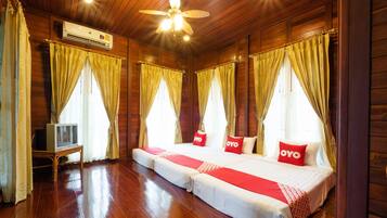 Family Room, Multiple Beds | Desk, free WiFi, bed sheets