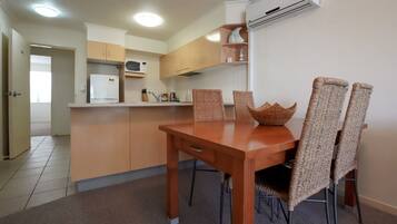 Apartment | In-room dining
