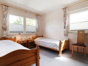 2 Schlafzimmer, Reisekinderbett, WLAN