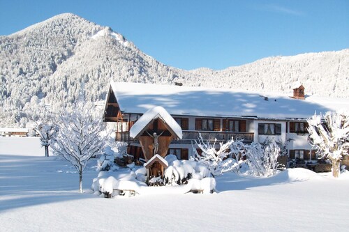 Ferienwohnung Dachgeschoß - Gästehaus Schober - Jodlhof, Kreuth-Scharling