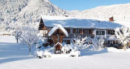 Ferienwohnung Dachgeschoß - Gästehaus Schober - Jodlhof, Kreuth-Scharling