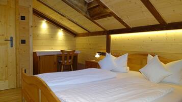 3 chambres, bureau, lit parapluie, Wi-Fi