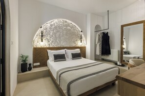 5 soverom, safe på rommet, strykejern/-brett og reiseseng for barn