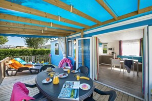 Maison mobile, 4 chambres (Quattro) | Terrasse/patio