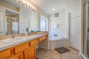House (4 Bedrooms) | Bathroom