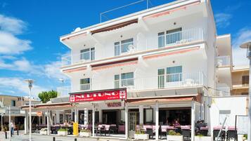 Voorkant van accommodatie