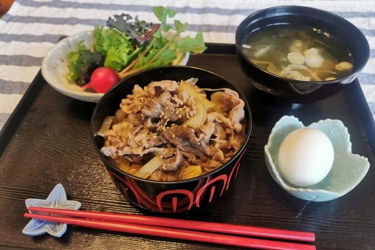 餐飲