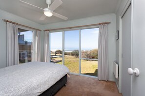 3 bedrooms