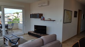 TV, DVD player, books
