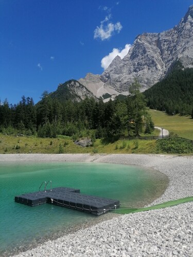 Mietwohnwagen (Mobilhome) Zugspitzblick  Ehrwald /Tirol /Austria