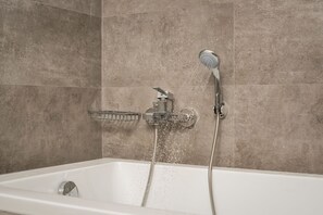 Comfort-Villa | Komfortbadewanne