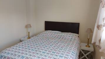 Casa | 3 quartos, ferros/tábuas de passar roupa, Wi-Fi de cortesia