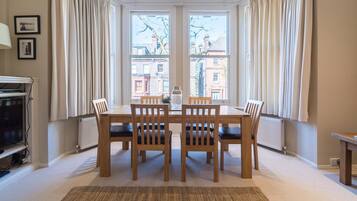 Apartment (2 Bedrooms) | Private kitchen