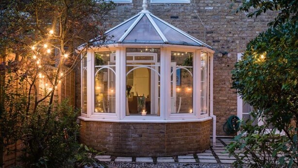 Exterior detail - Boutique 2 bed in Maida Vale (London)