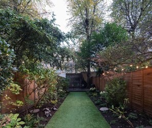 Property grounds - Boutique 2 bed in Maida Vale (London)
