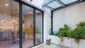 Outdoor dining - Stunning 3-bed House W/terrace & Garden in Notting Hill (London)