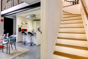 Interior - Stylish 2 bed 3 Storey House With Mezzanine (London)