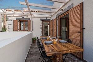 Comfort Apartment | Terrace/patio