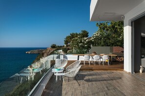 Executive Villa | Terrace/patio - Superb Villa with Breathtaking Sea View (Apokoronas)
