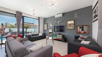 Biệt thự | Phòng khách