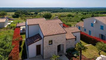 منظر من الجو على ارتفاع عالٍ