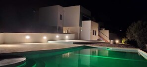 Utomhuspool