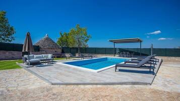 Villa | Pool | Außenpool