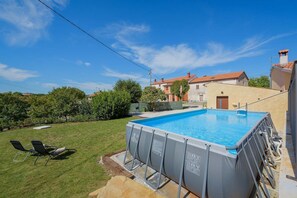 独立别墅 | 泳池 | 室外游泳池