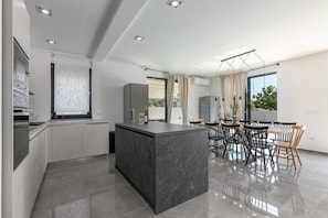 Villa | Living room | TV
