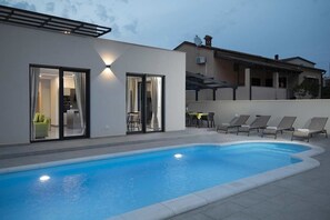 Villa | Pool | Außenpool