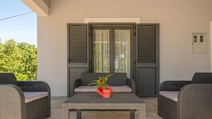 Terrace/patio - Villa Nela (Rasa)