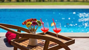 Villa | Pool | Outdoor pool