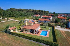 Villa | Exterior
