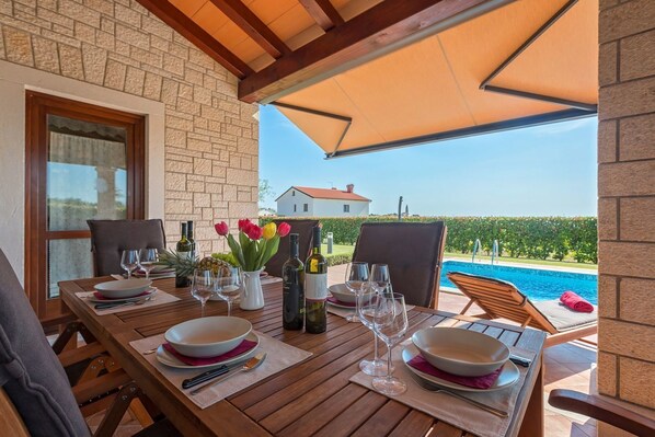 Terassi/patio