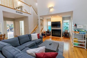 TV connectée, cheminée