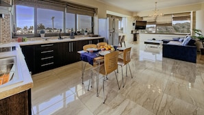 Comfort Villa | Private kitchen | Electric kettle - Villa Mirsini - Stone Villa Close to the Beach (Apokoronas)
